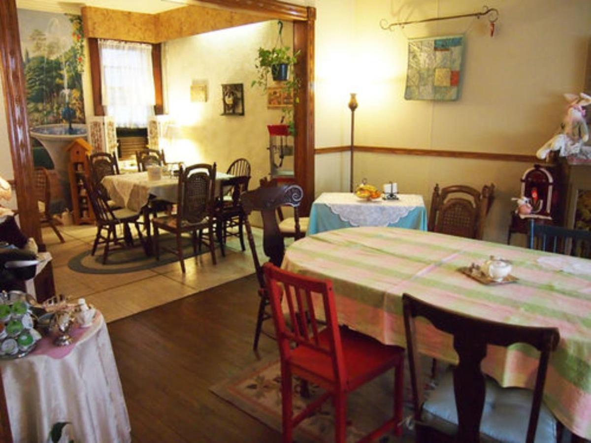 The Maid'S Quarters Bed And Breakfast Pottsville Exterior photo